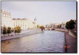 [Seine River 01 - Paris.jpg]