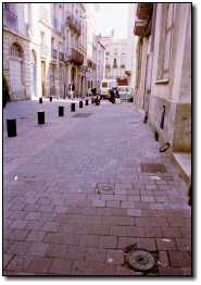 [Street Scene 02 - Paris.jpg]