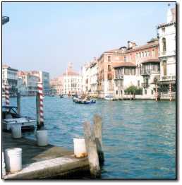 [Canal Scene 09 - Venice.jpg]