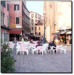 [Street Scene 08 (Campo San Sefano) - Venice.jpg]